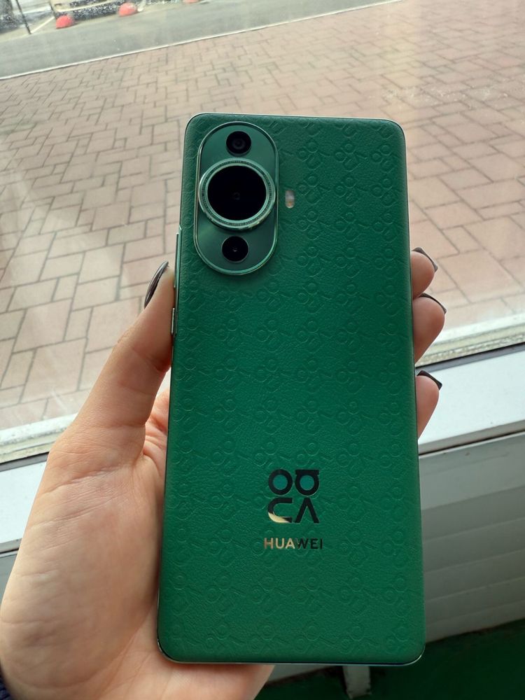 Смартфон Huawei NOVA 11 pro