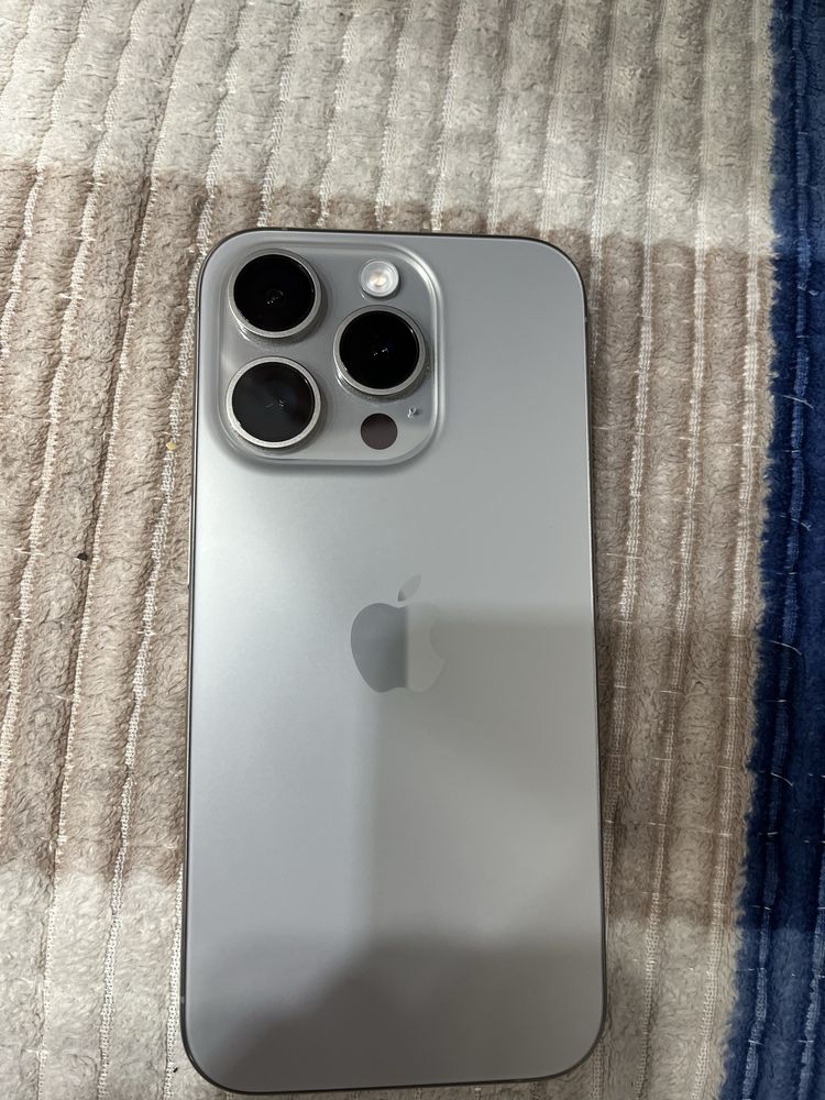 Продам iPhone 15 PRO