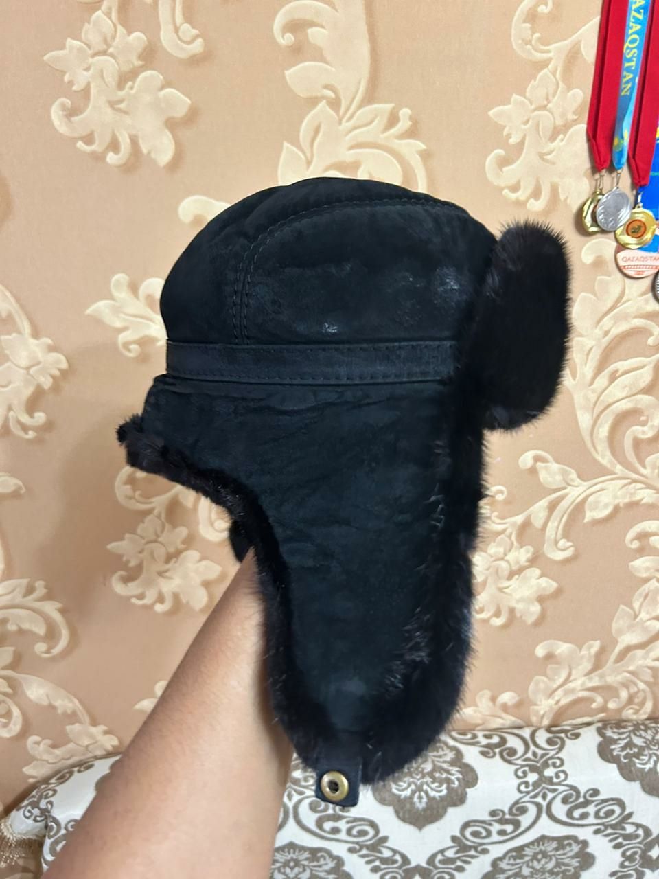 Продам норковые шапки. Все по 5.000