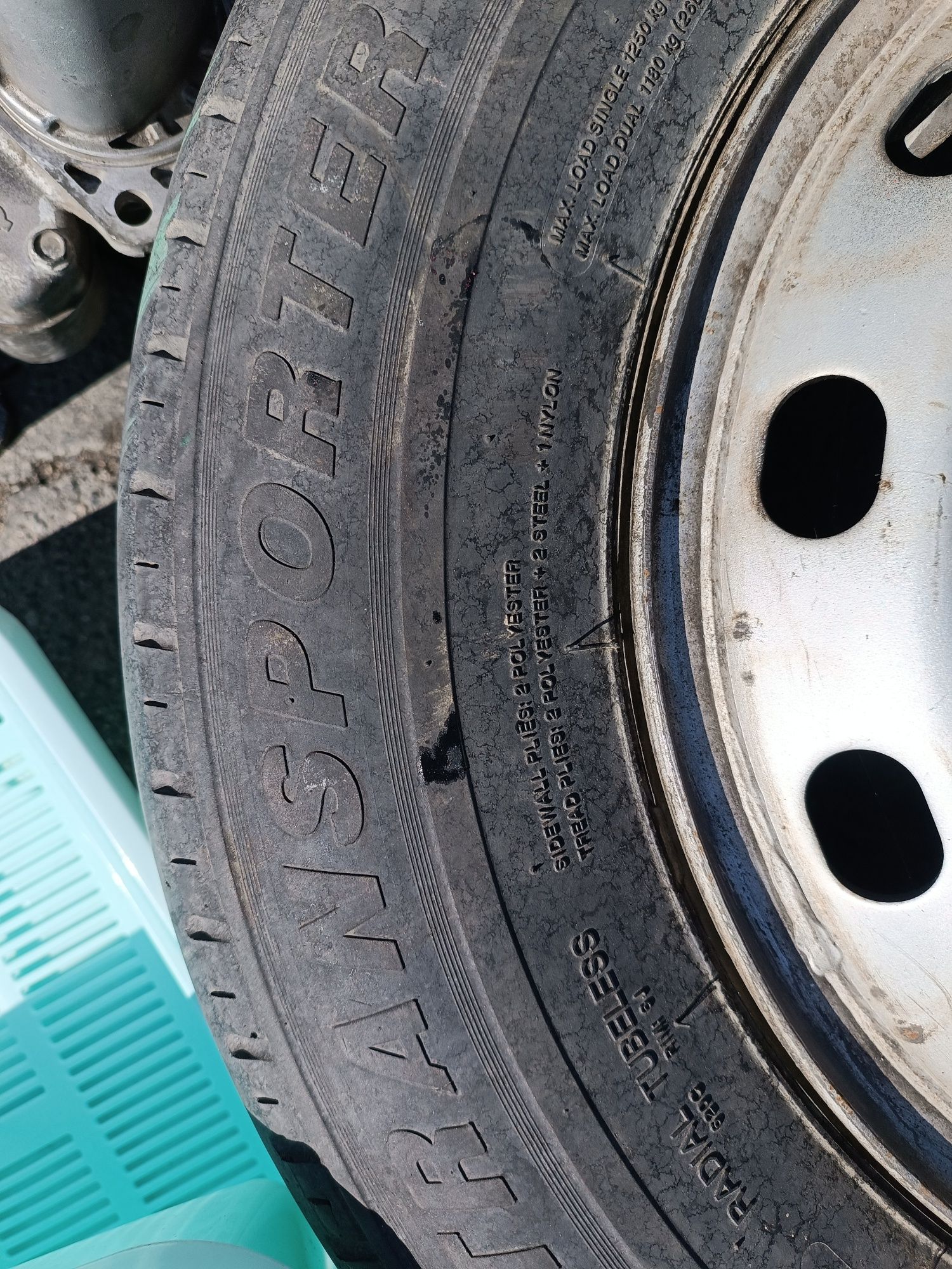 Колесо на китайское авто jac JAC-L12016

车轮大R1040