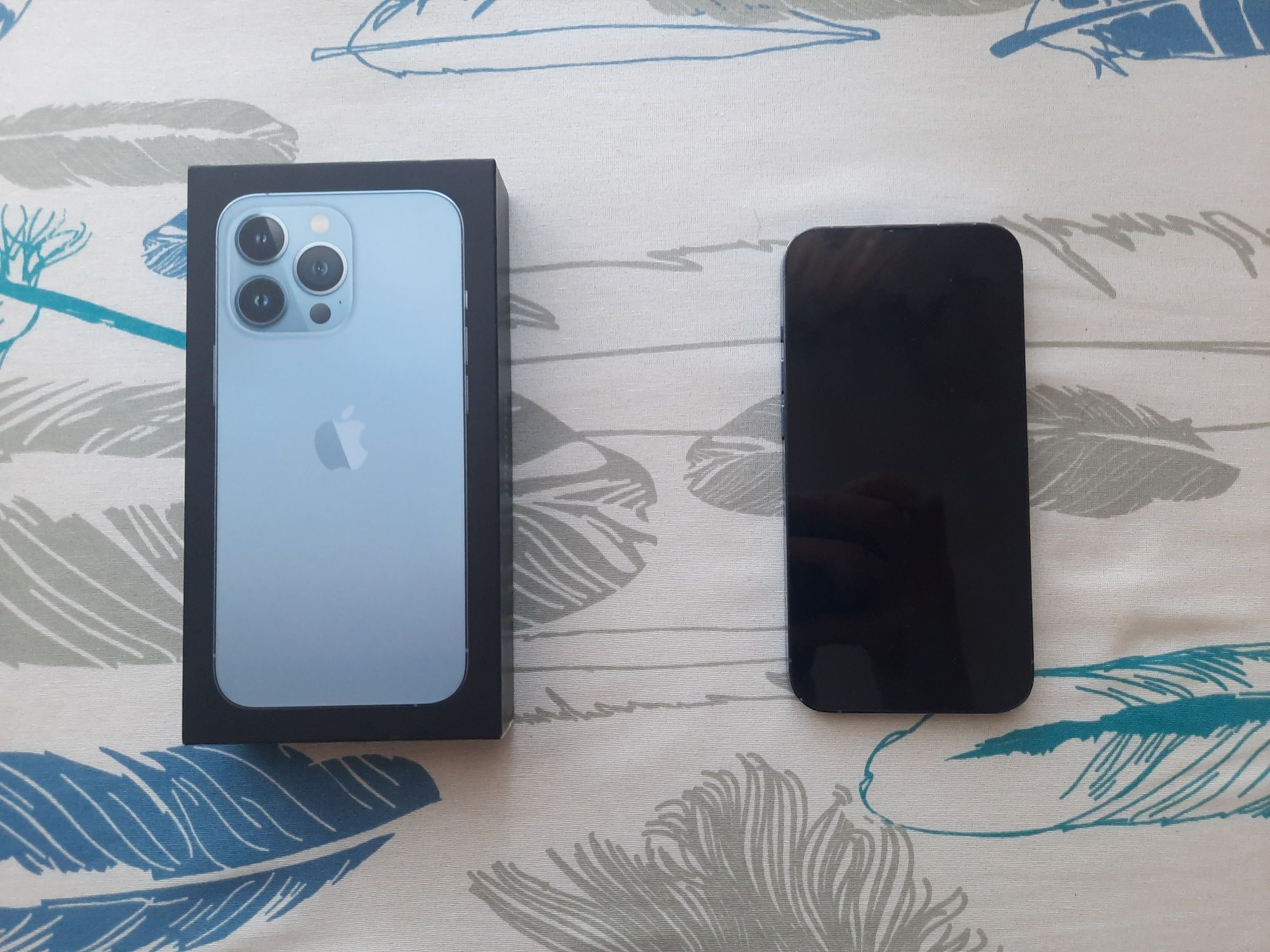 Iphone 13 pro с каробкой