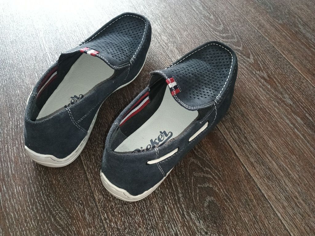 Продам новые мокасины фирмы Rieker .43 размер.