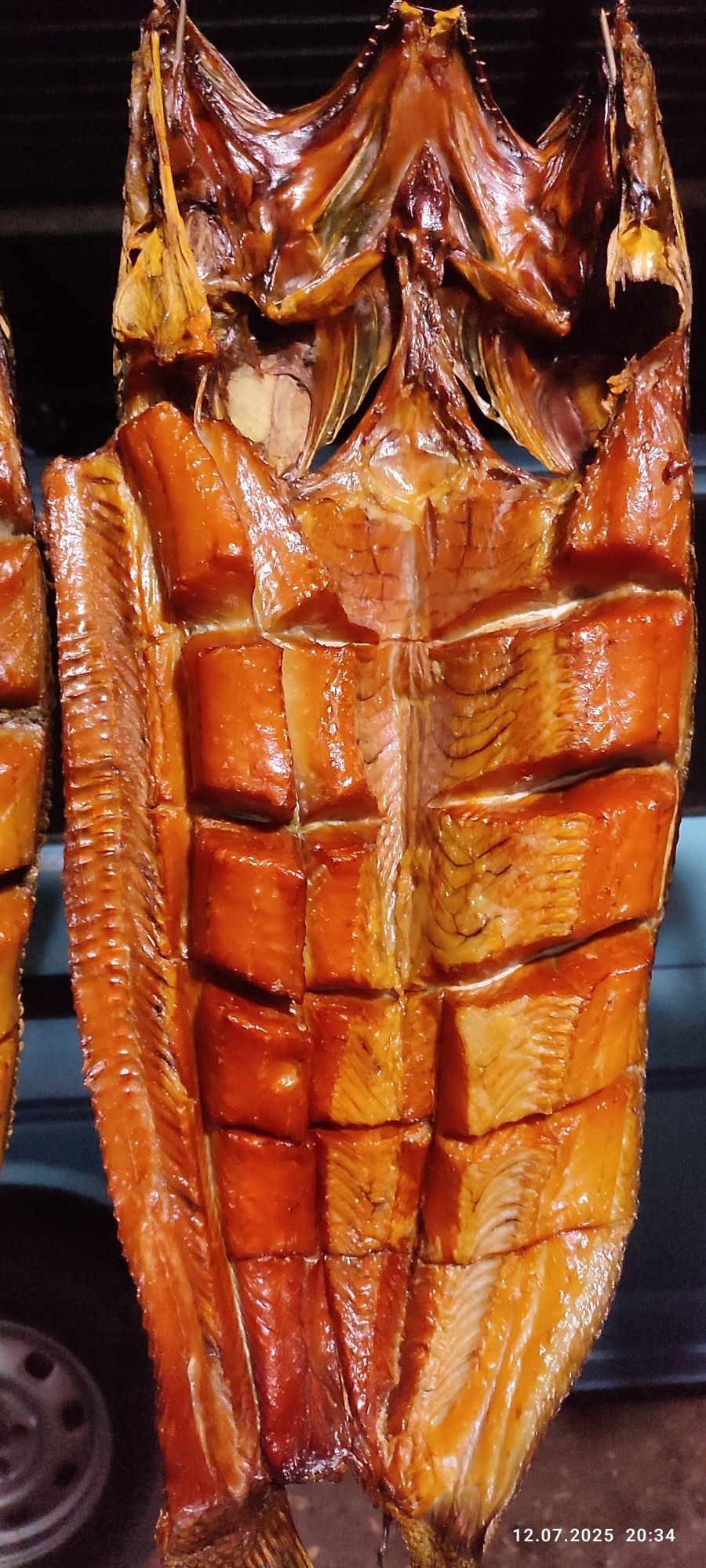 Копченая рыба с озера Балхаш. Готовим сами. Вкусная.