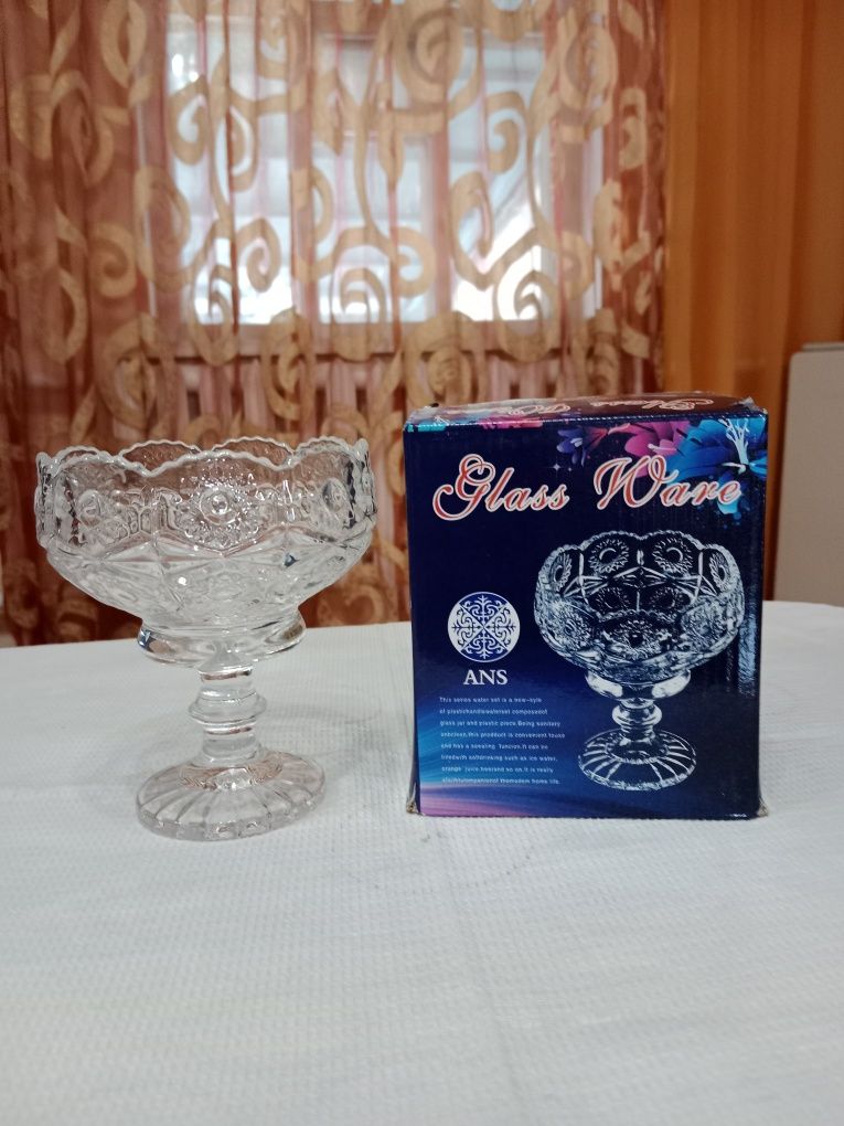 Продам конфетницы продам