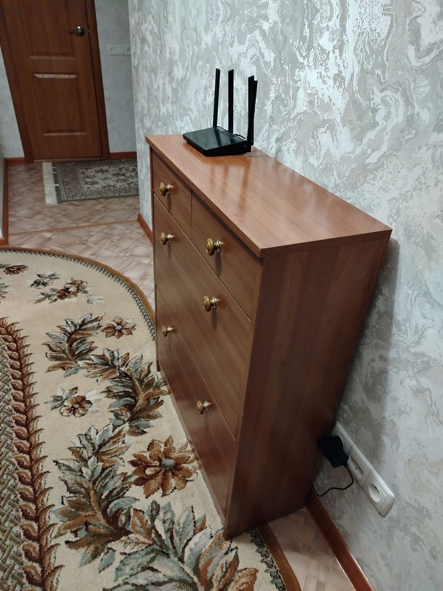 Продам комод для обуви