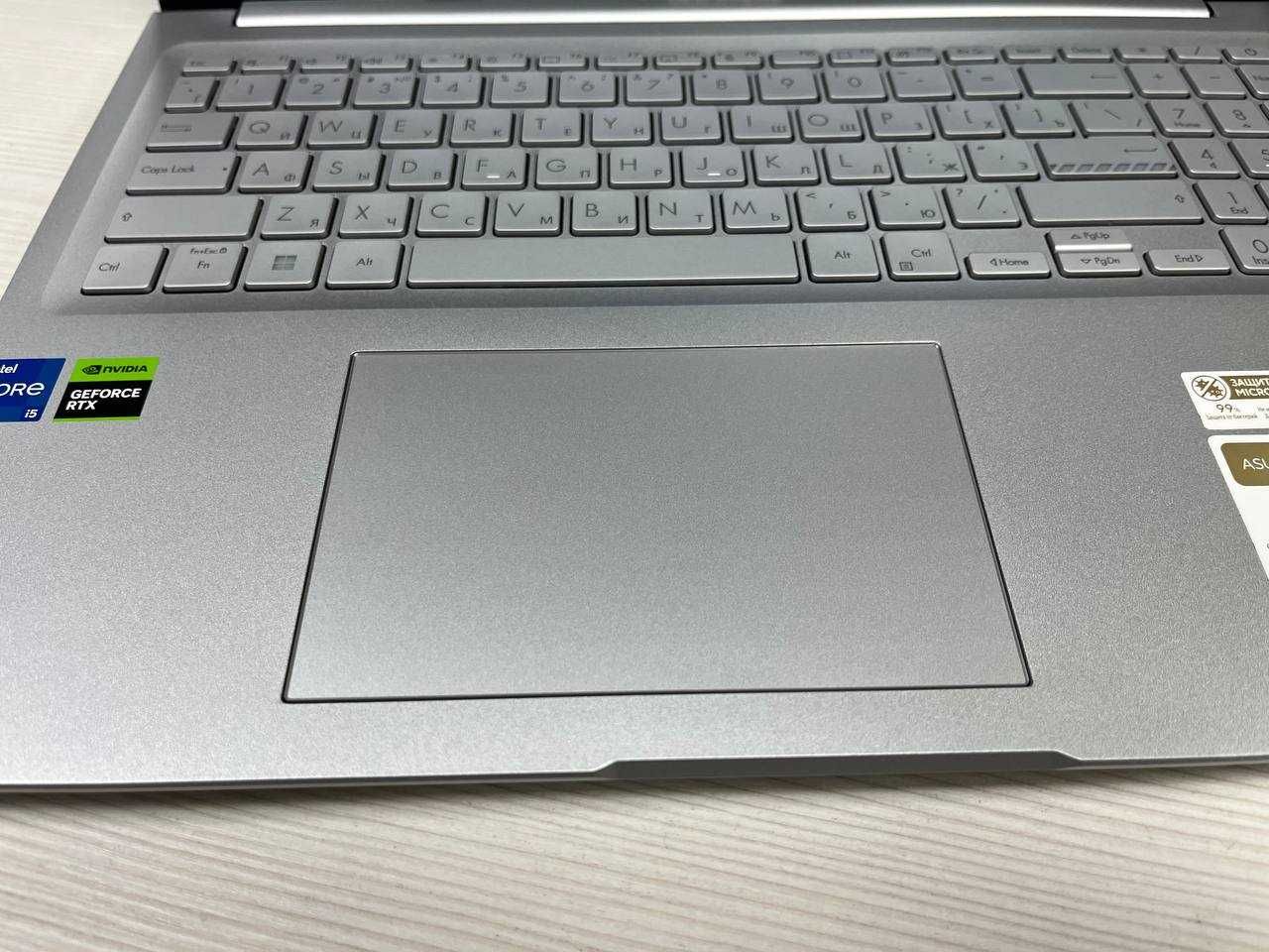Почти новый ASUS ViVoBook Core i5-12/ОЗУ24/SSD512/RTX2050-4гб/Без цара
