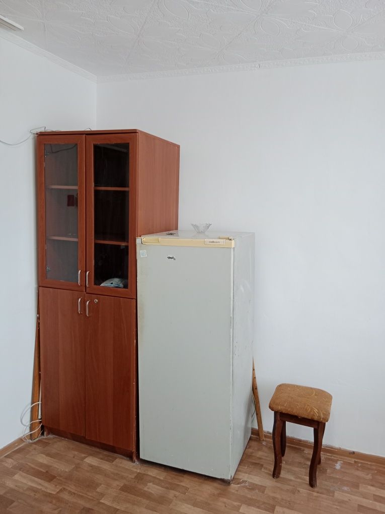 Продам      комнату          в                               общежитии