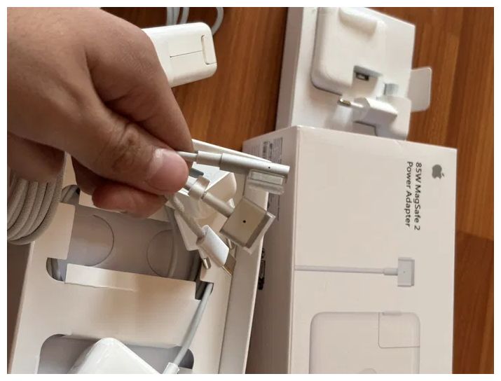 от MacBook 85W - зарядка, блок питания, щнур макбука