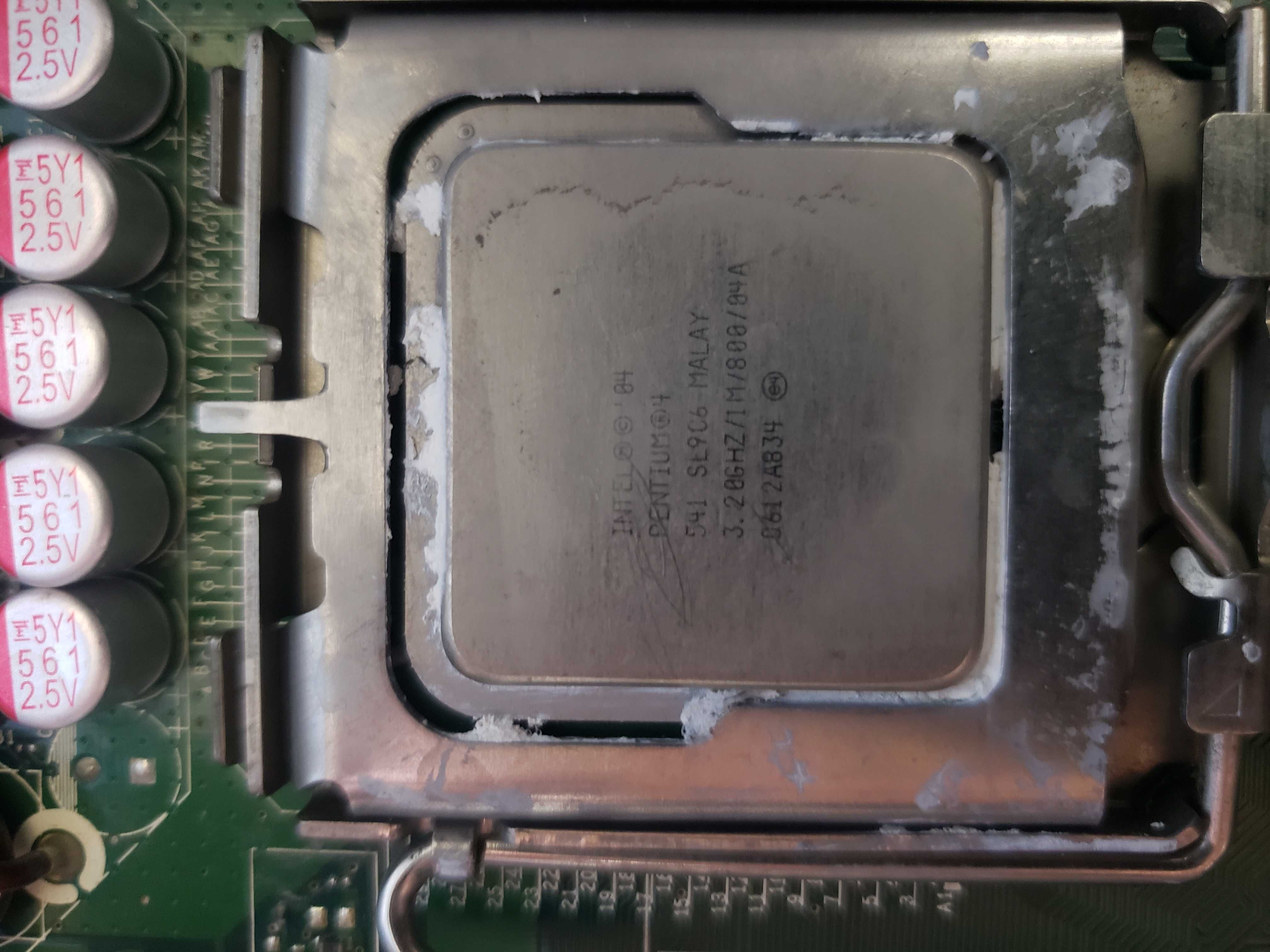 Не комплектный системный блок s775