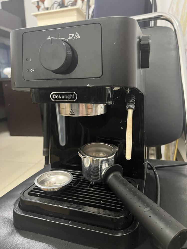 Кофеварка Delonghi