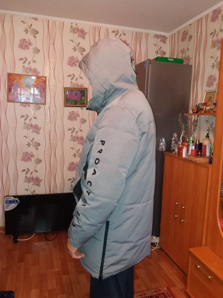 Продам куртку 50-52
