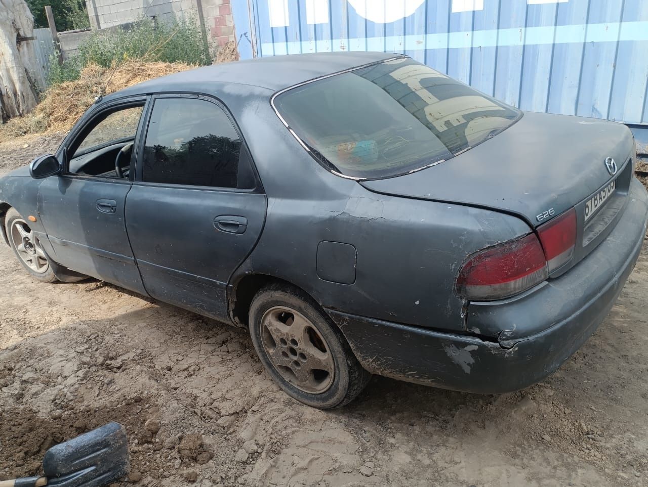 Продаю Mazda cronus 626