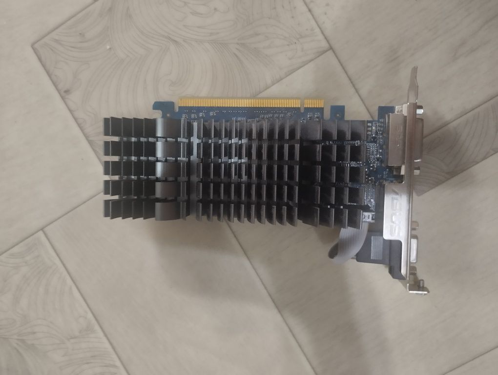 Видеокарта PCI-E Asus GeForce GT 610 Silent LP 2048MB 64bit DDR3 [GT61
