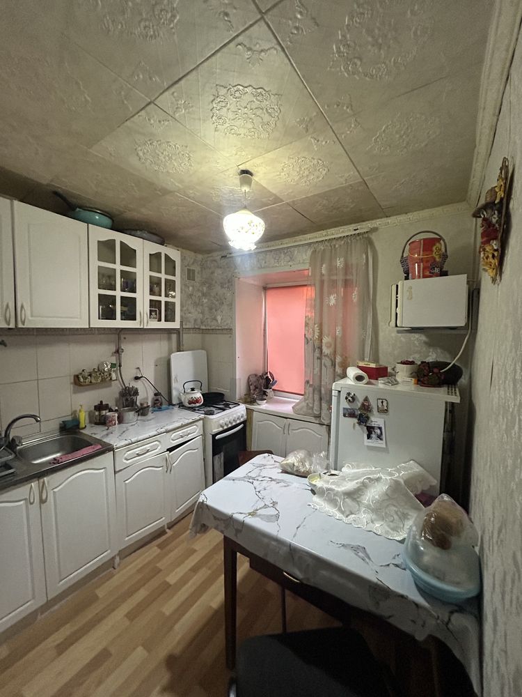 Продам 2 комнатную квартиру
