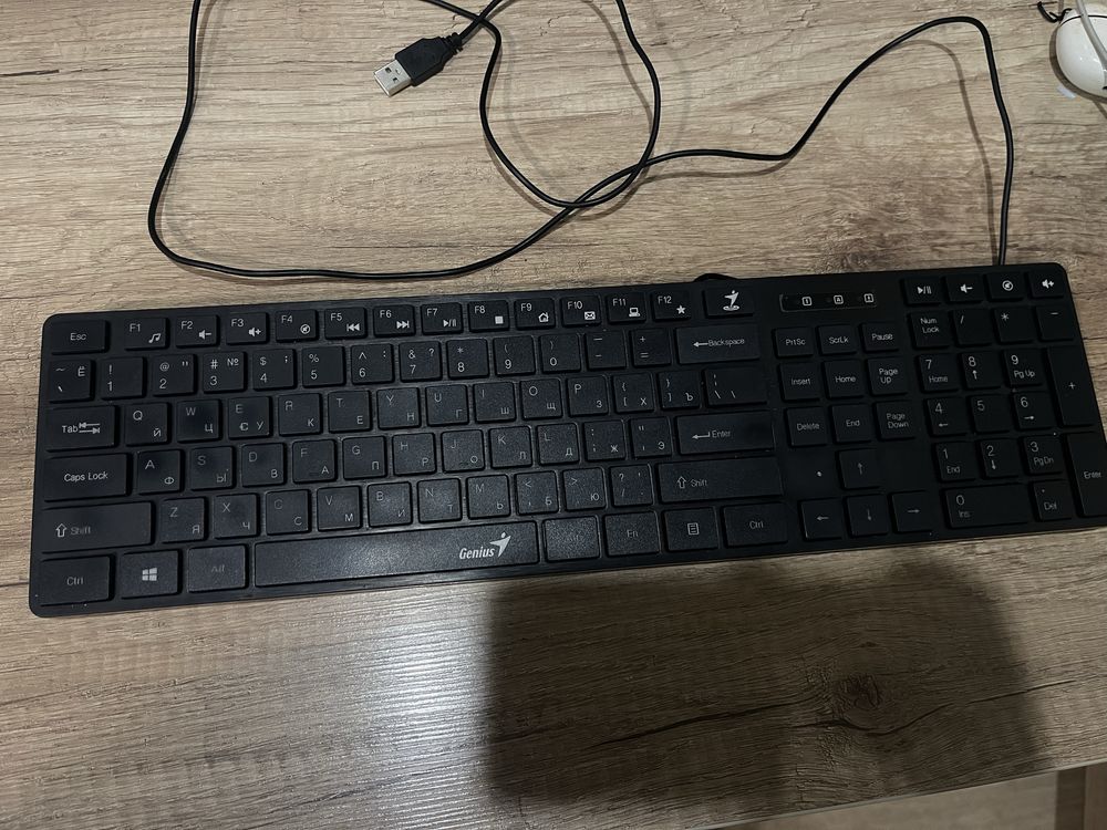 Продам клавиатуру для работы