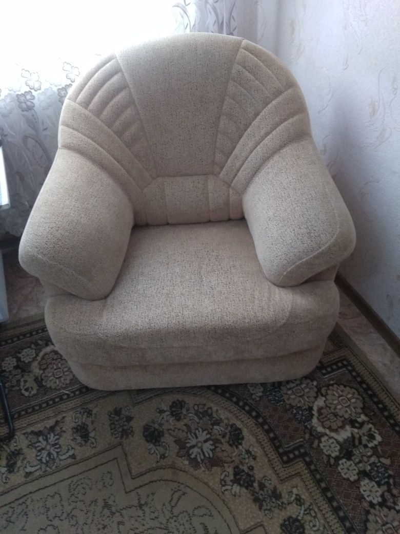 Продам мягкий уголок отдыха.