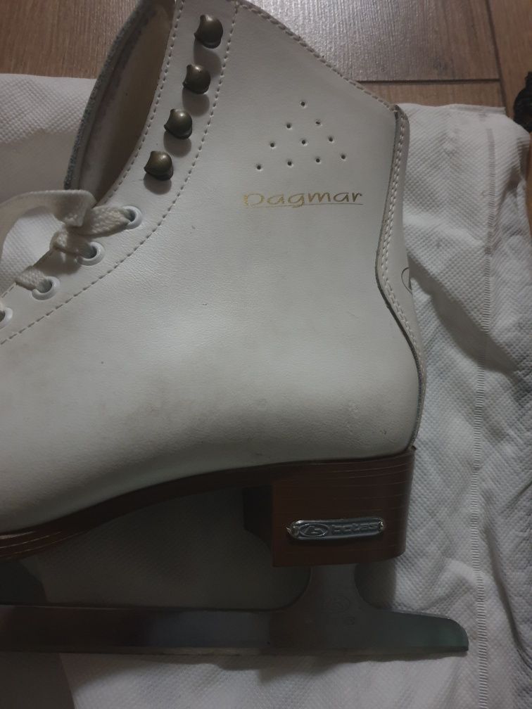 Коньки Botas  Dagmar , полупроффесиональные