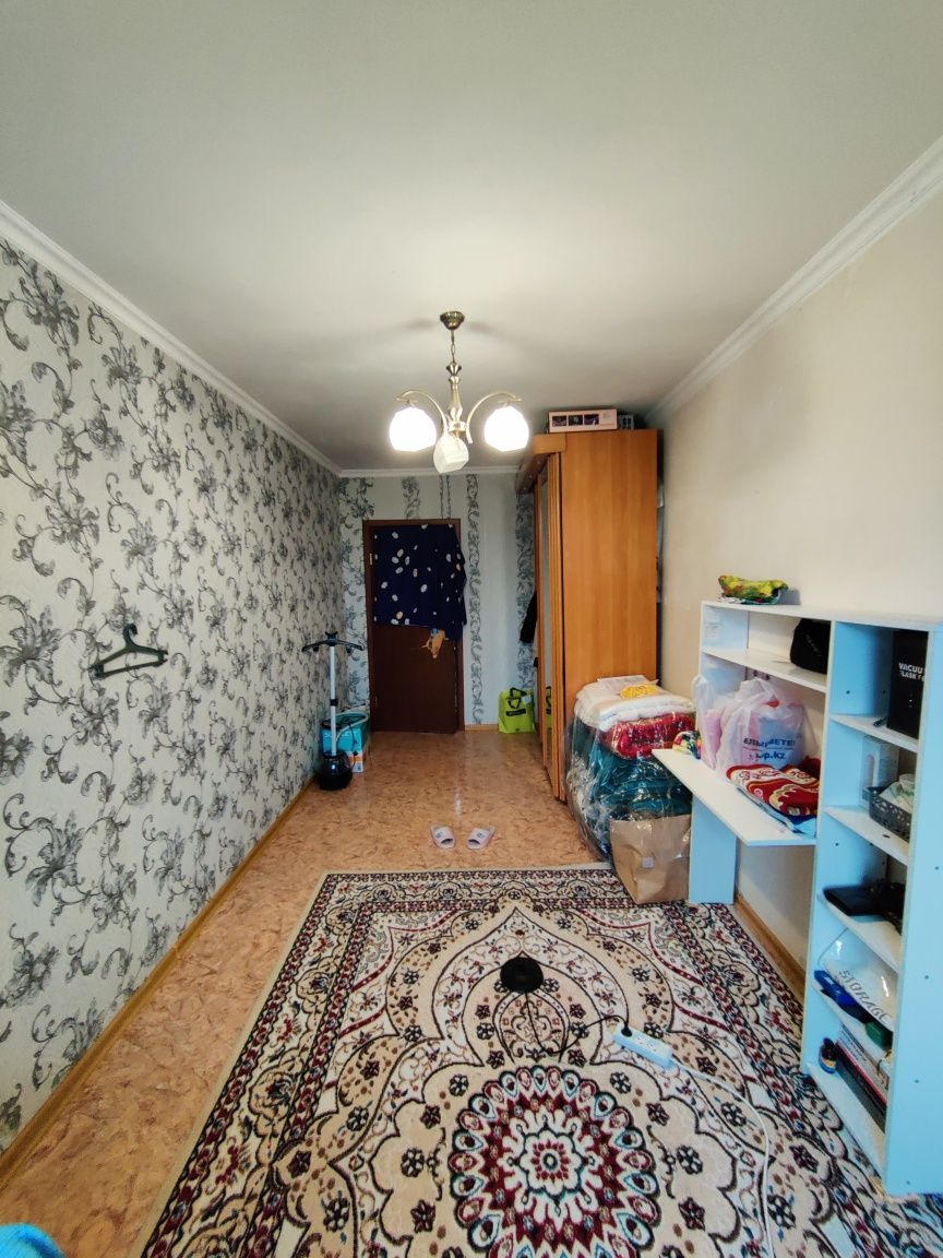 ПродажПродажа квартиры, 16 микрорайон, 15 дом