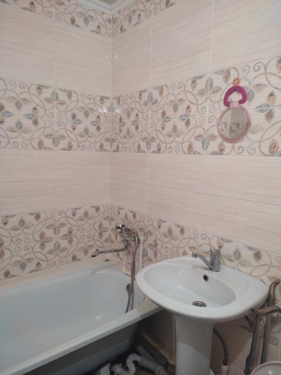 Продам 1 квартиру центр