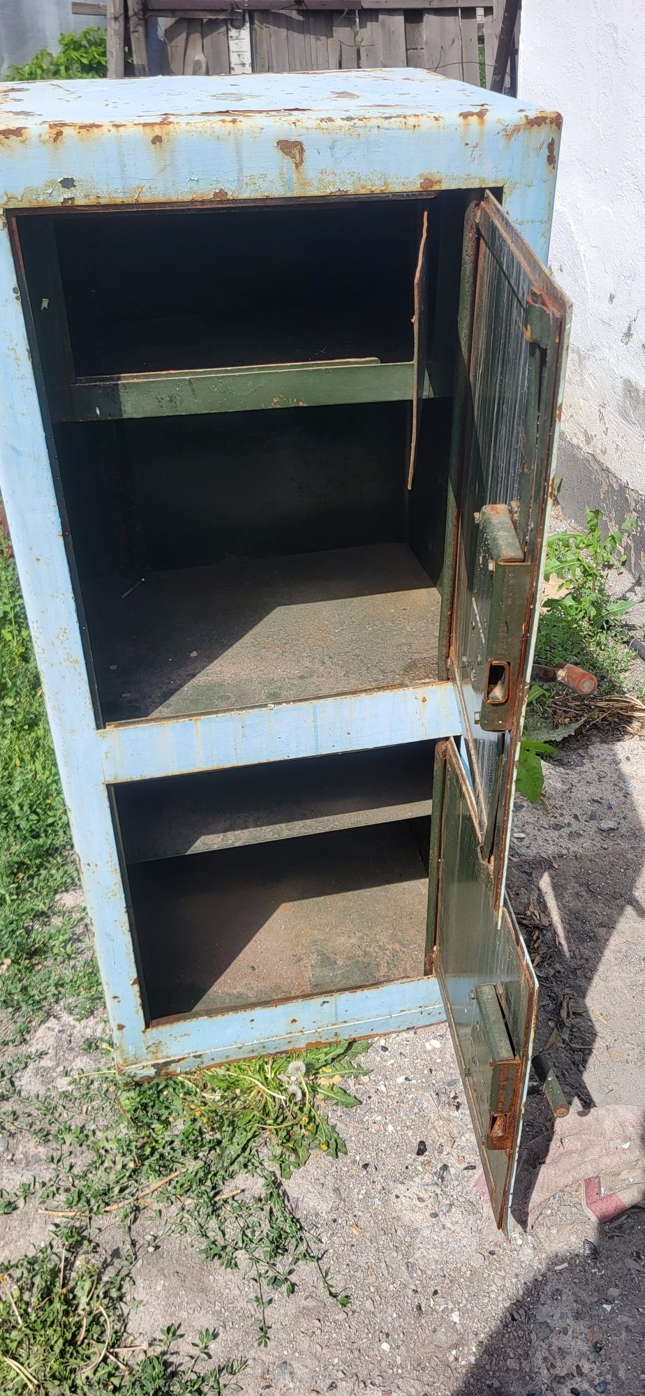 Продам методические сейфы