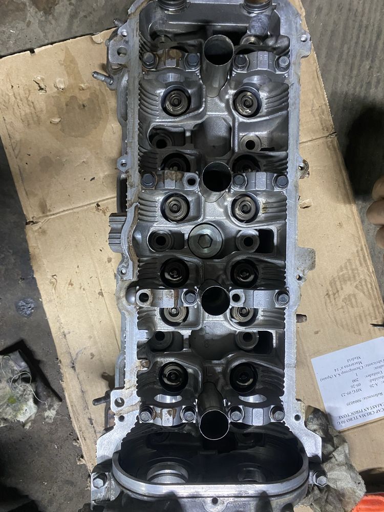 Головка блока 2uz vvti левая.