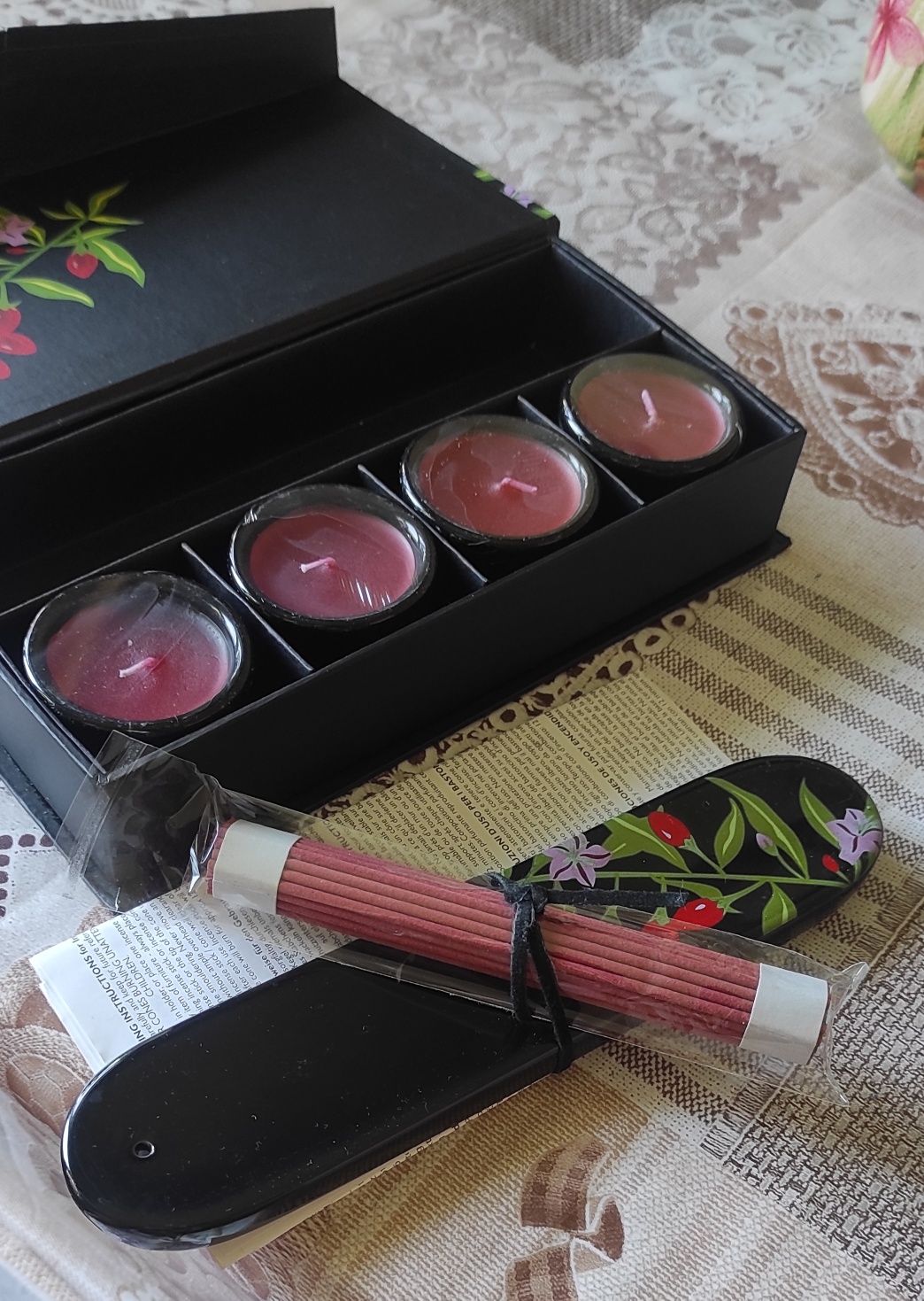Аромасвечи и арома палочки, набор  Avon Гималайская ягода