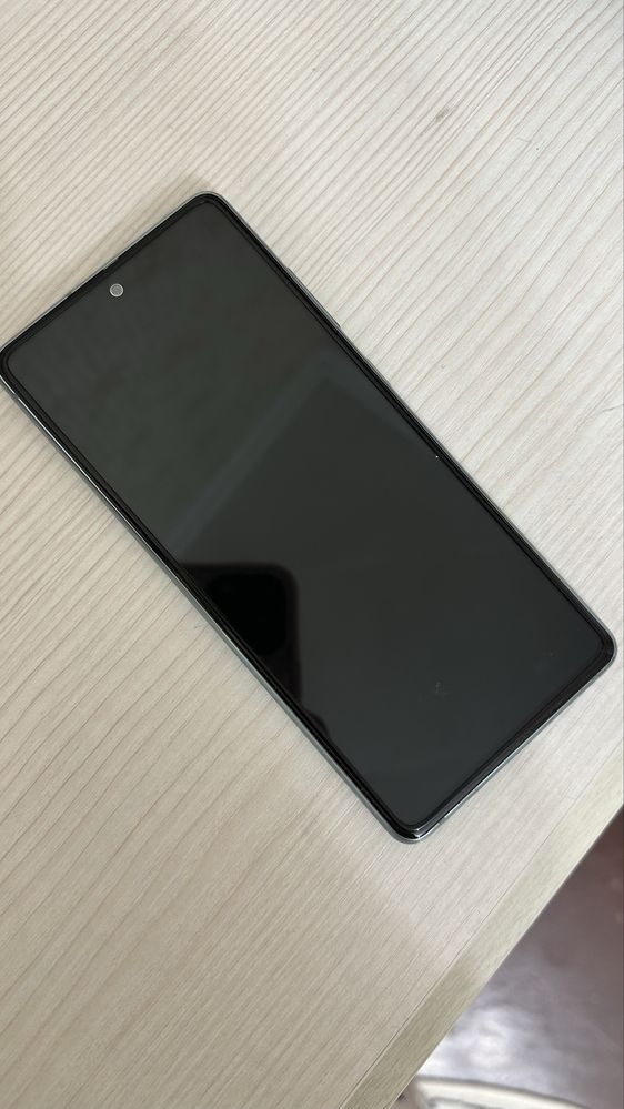 Телефон Samsung S20FE
