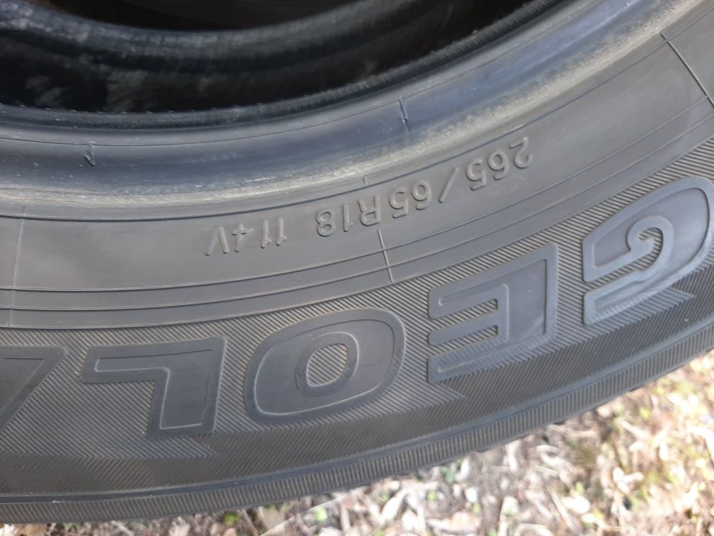 Продам шины 265/65/18 якохама