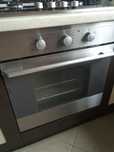Новый духовой шкаф Electrolux EOB 31004