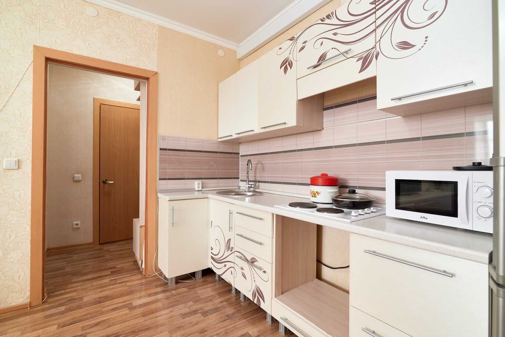 В продаже 2 ком студия в центре левого берега