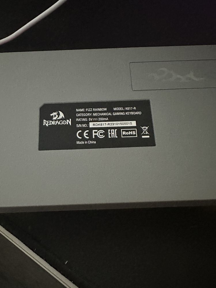 Продам механическую клавиатуру «Redragon K617-R”