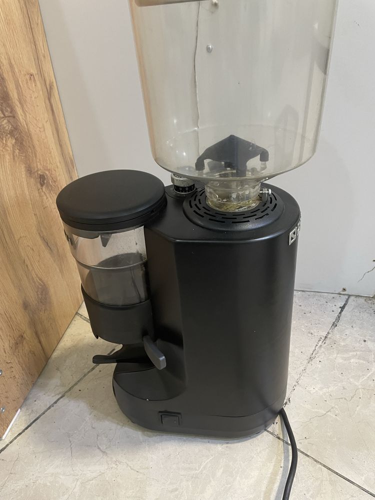 Кофемолка Nuova Simonelli