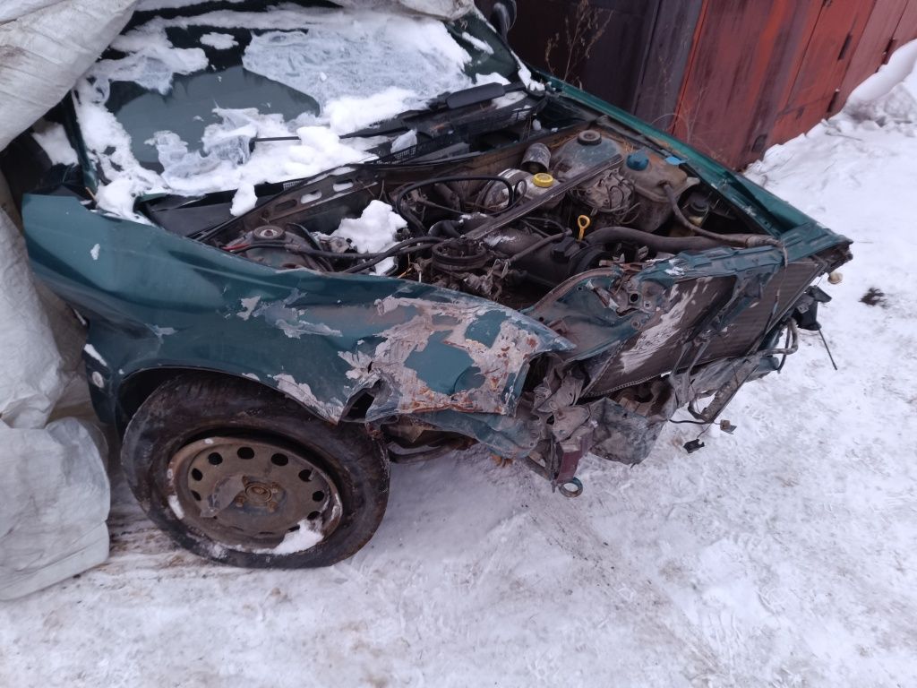 Ауди 80 б4 по запчастям