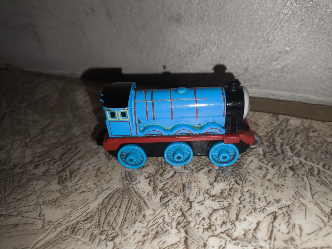 Продаю оригинальную игрушку "Томас и его друзья" от Mattel
