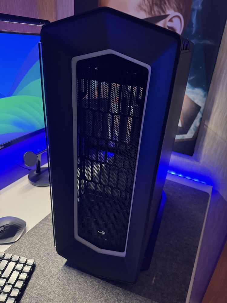 Корпус Aerocool P7-C1