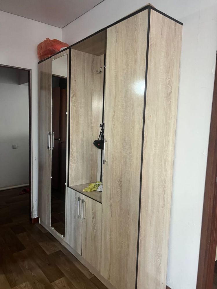 Продам шкаф в хорошем сост