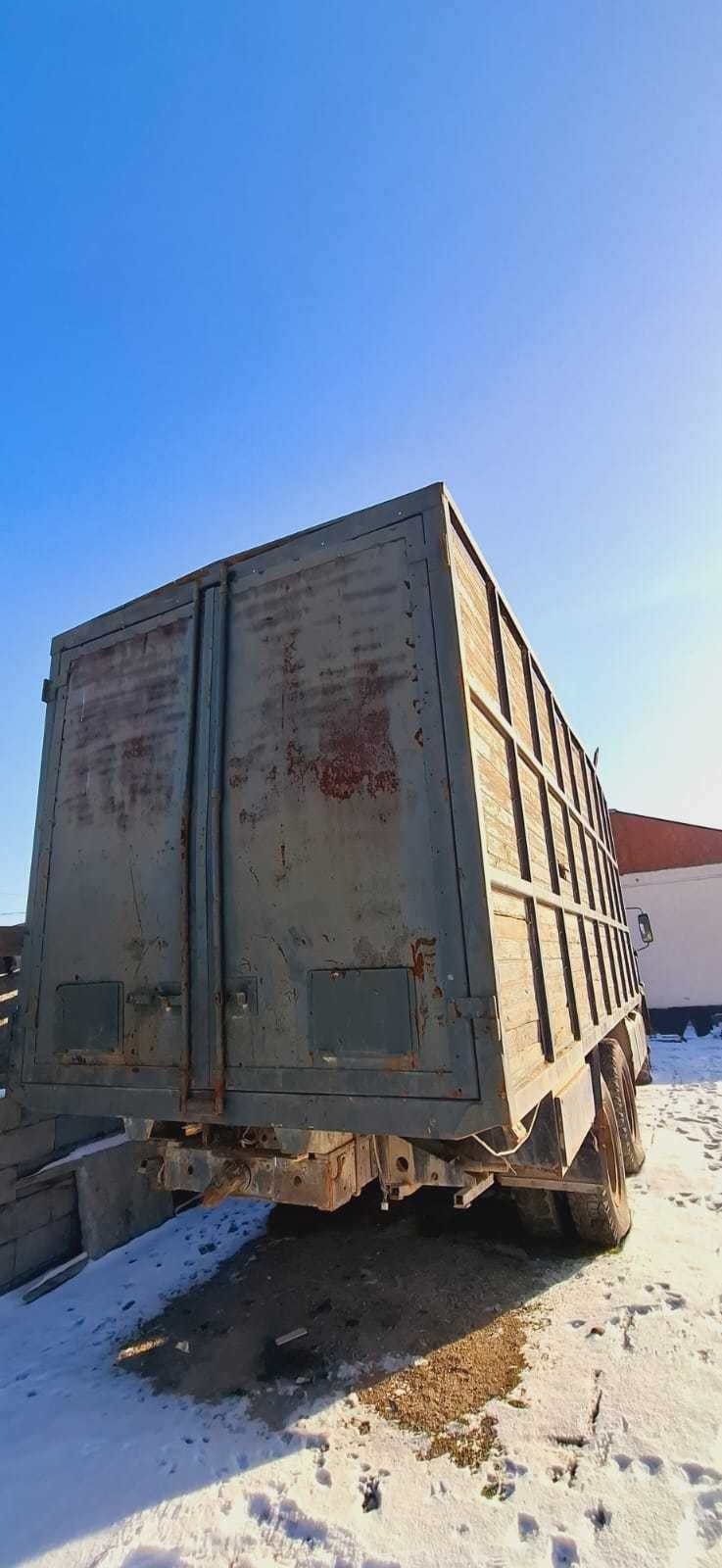 продам полу прицеп на камаза