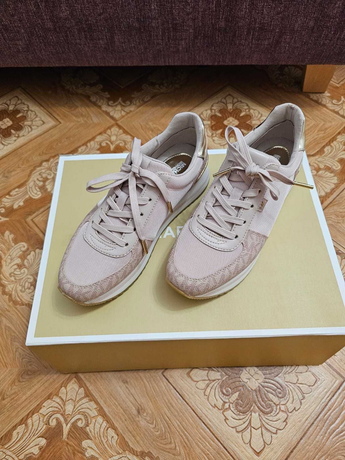 Michael Kors размер 6,5М