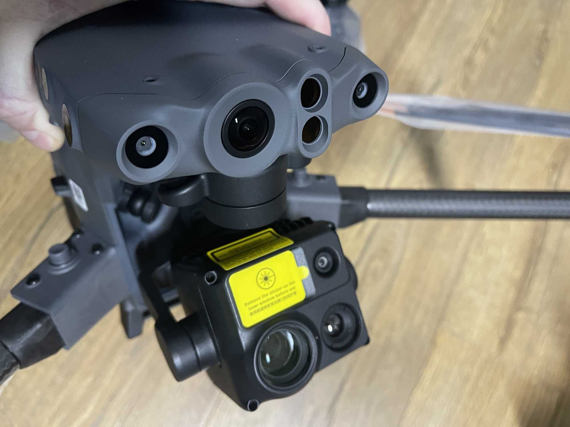 Мощный дрон с тепловизором DJI Matrice 30T (Х200 увеличение)