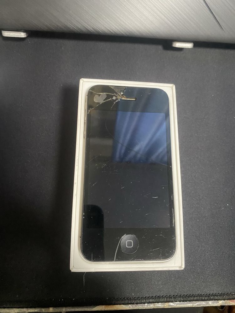Iphone 4s (блокировка активации) торг
