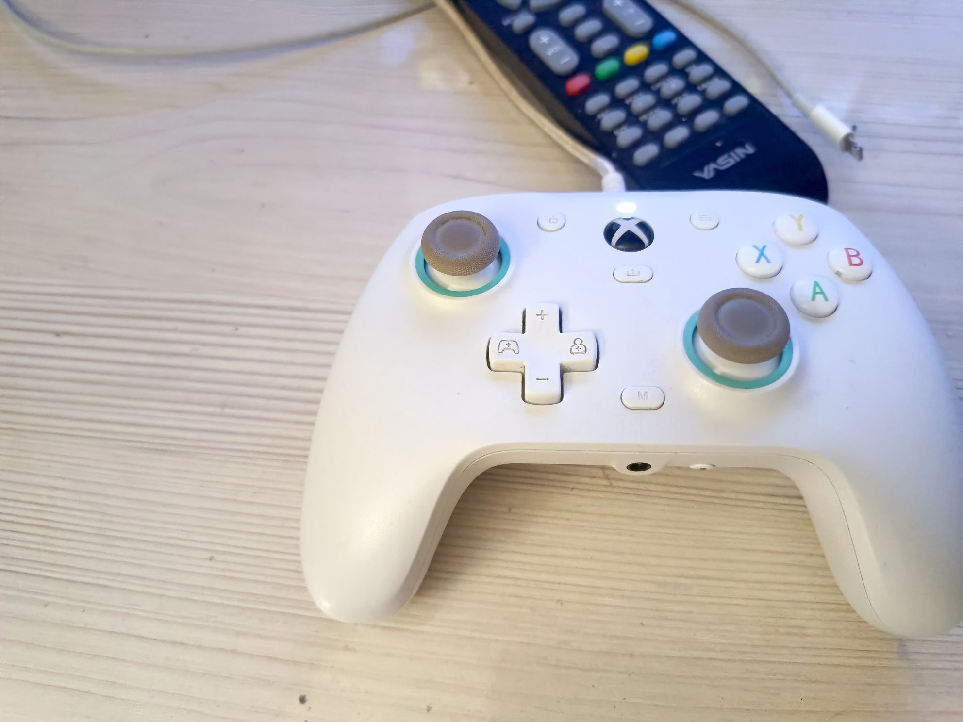 Продам Xbox series x цена 210000