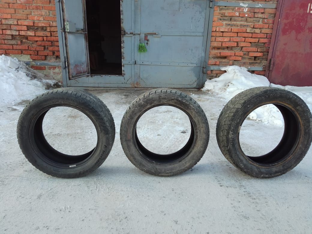 Продам зимнюю резину