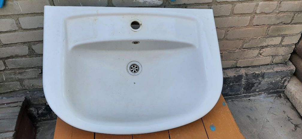Продам раковину б. У