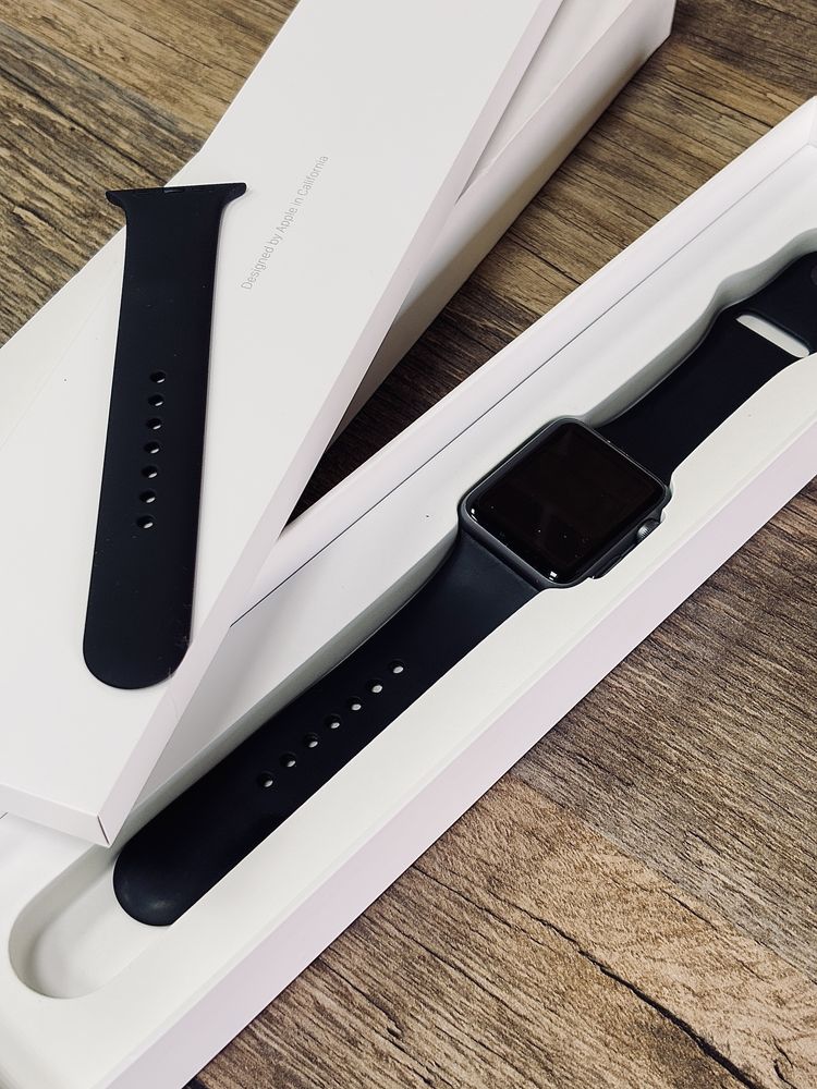 Часы Apple Watch Series 1, 42 mm
