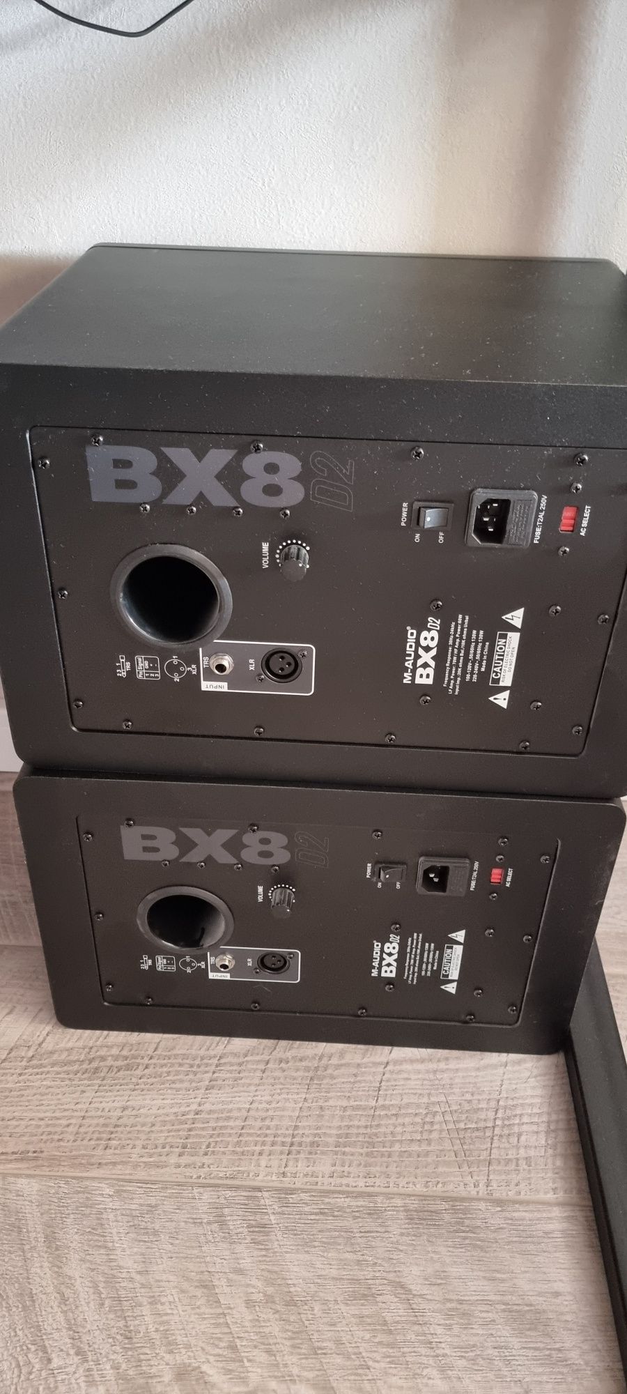 Срочно студийные мониторы M-audio BX8