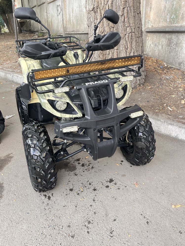Квадроцикл 200куб вариатор