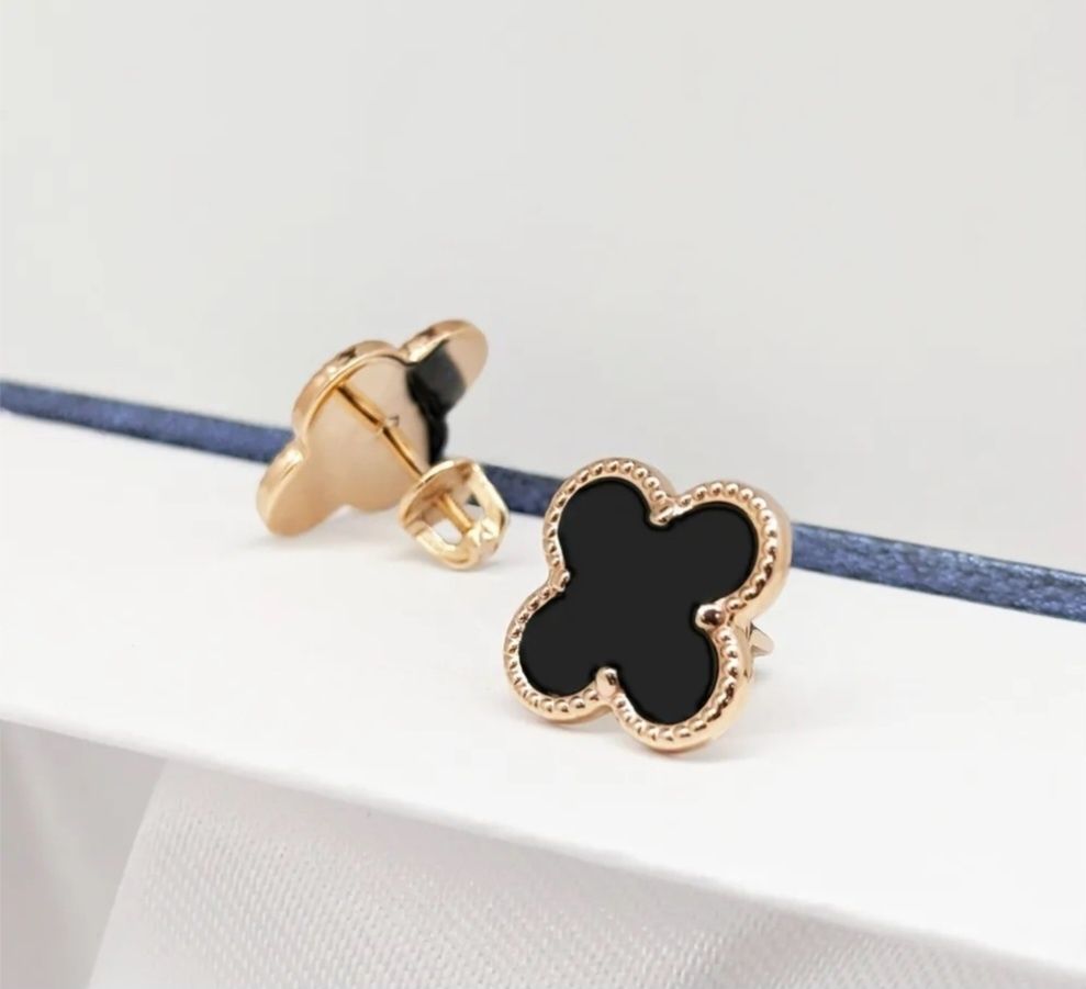 Серьги-пусеты Van Cleef
