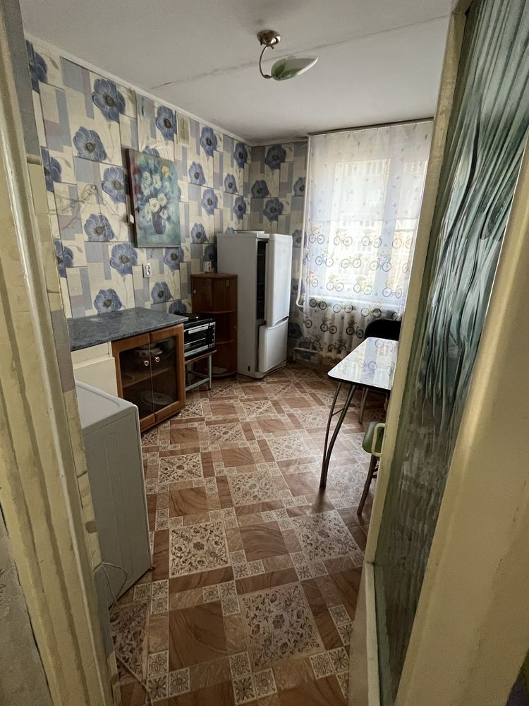 Сдам 1,5 на длительный срок