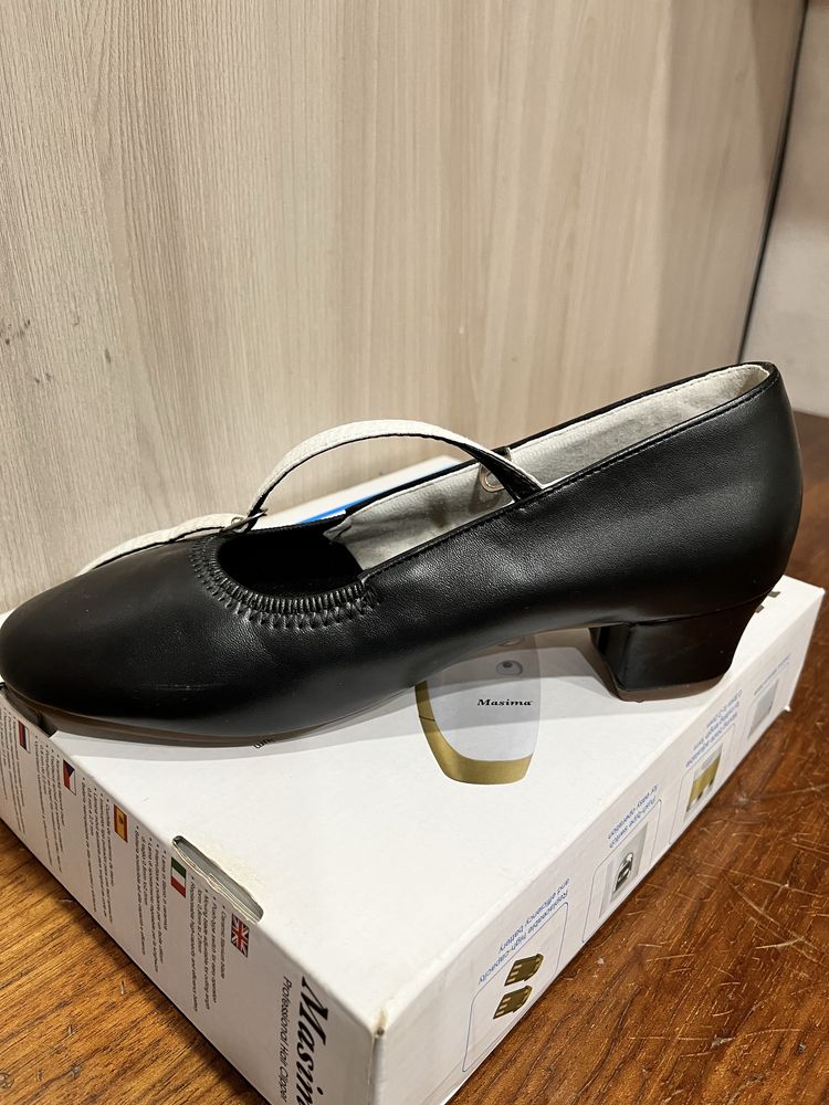 Продам женские туфли для танцев