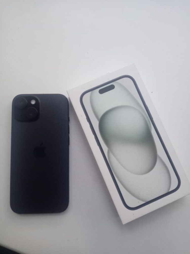 Продам iphone 15 на 128 гб